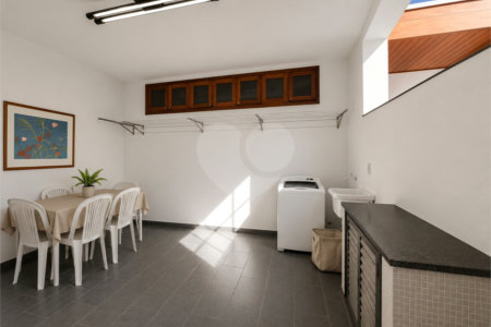 Casa à venda ou para alugar com 4 quartos, sendo 3 suítes, no Centro, Itapetininga, SP