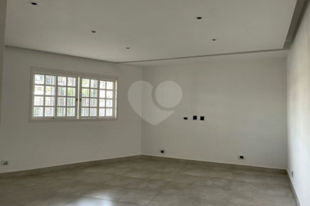 Casa à venda com 3 quartos, sendo 2 suítes, em Tucuruvi, São Paulo, SP