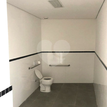 Imóvel comercial para locação em Santo Amaro.