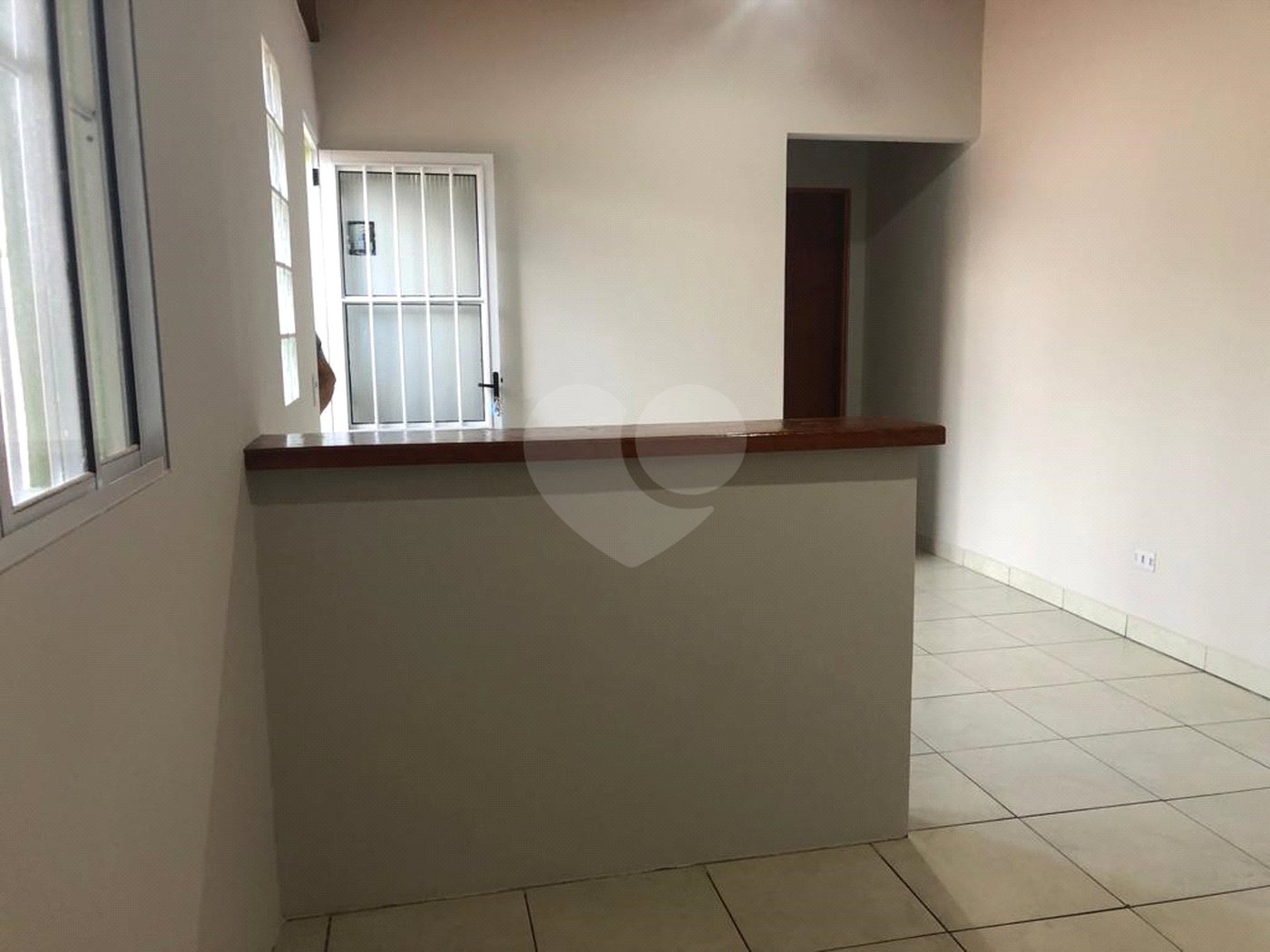 Casa à venda com 1 quarto no Centro (canguera), São Roque, SP