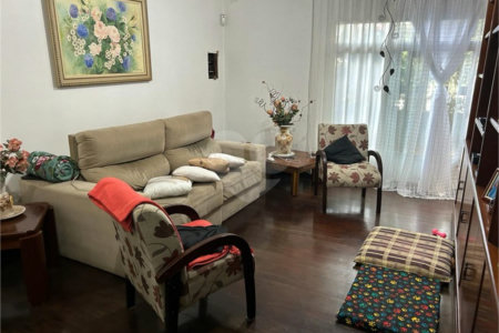Casa à venda com 3 suítes em Jardim Colombo, São Paulo, SP