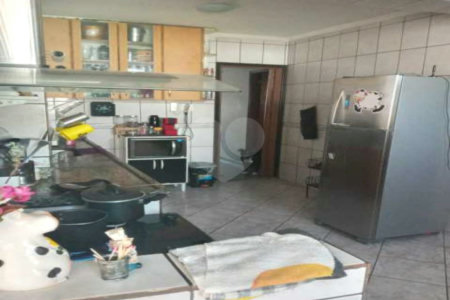 Casa à venda com 5 quartos, sendo 1 suíte, em Campo Grande, Rio de Janeiro, RJ