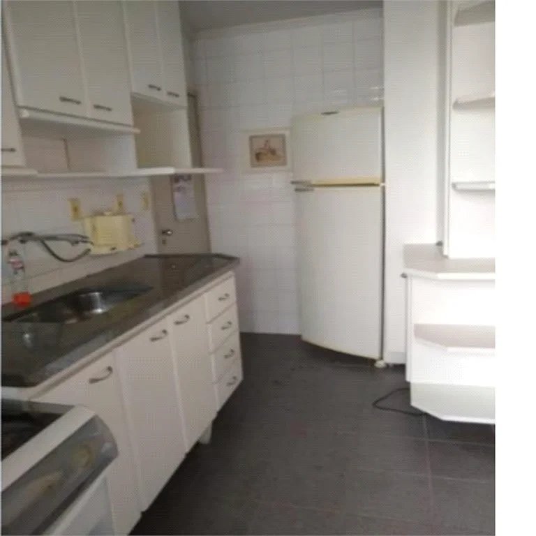 Apartamento à venda com 3 quartos, sendo 1 suíte, em Jardim Londrina, São Paulo, SP