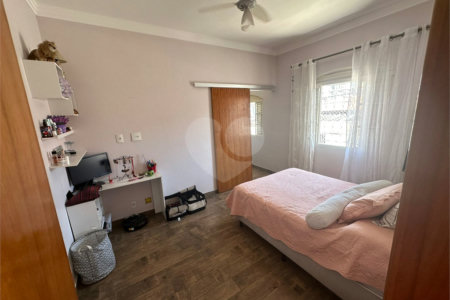 Casa à venda com 4 quartos em Chora Menino, São Paulo, SP