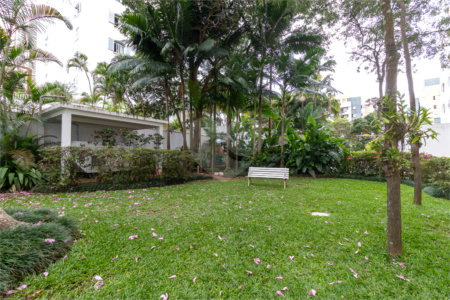 Apartamento à venda com 3 quartos, sendo 1 suíte, em Vila Sofia, São Paulo, SP