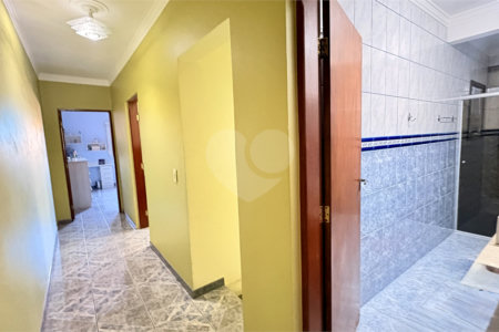 Sobrado à venda com 3 quartos, sendo 1 suíte, em Jardim São Guilherme, Sorocaba, SP