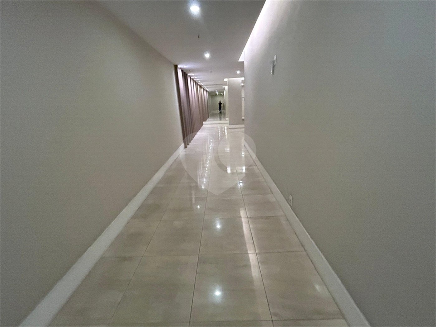 Apartamento à venda com 2 quartos, sendo 1 suíte, em Rio Comprido, Rio de Janeiro, RJ