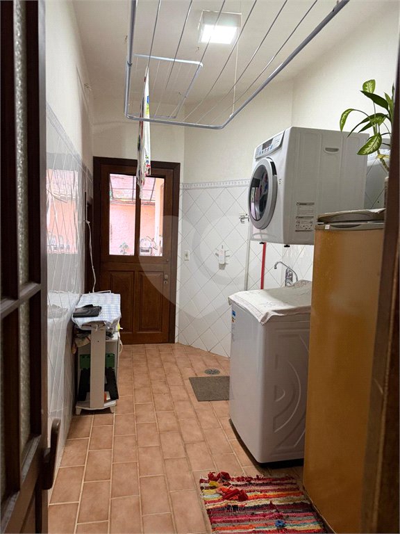 Casa à venda com 6 suítes em Massaguaçu, Caraguatatuba, SP
