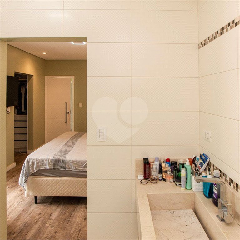 Sobrado à venda com 3 quartos, sendo 1 suíte, em Vila Gustavo, São Paulo, SP