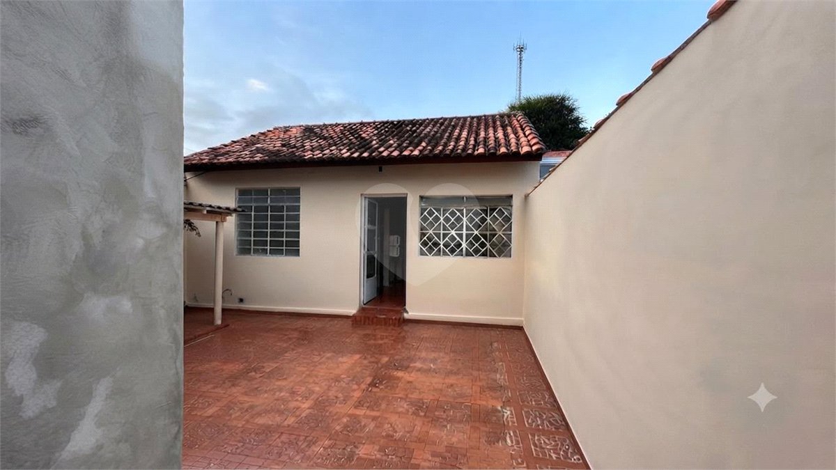 Casa à venda com 3 quartos no Centro, Sorocaba, SP