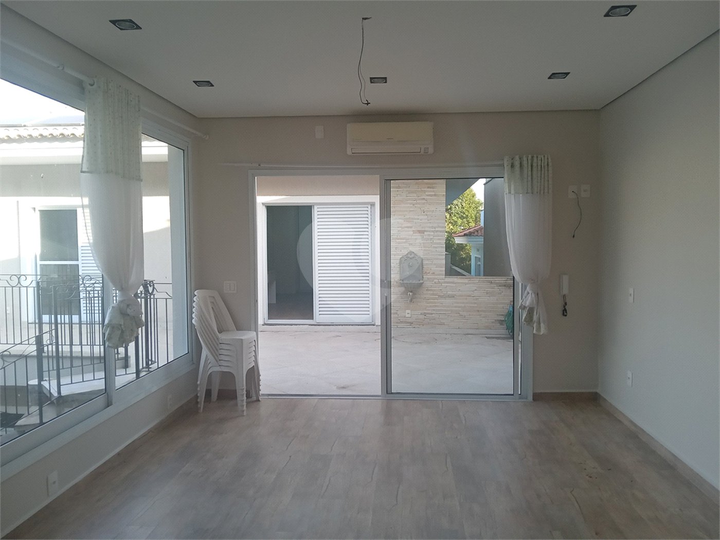 Casa à venda com 4 suítes no condomínio Lago da Boa Vista, Sorocaba - SP
