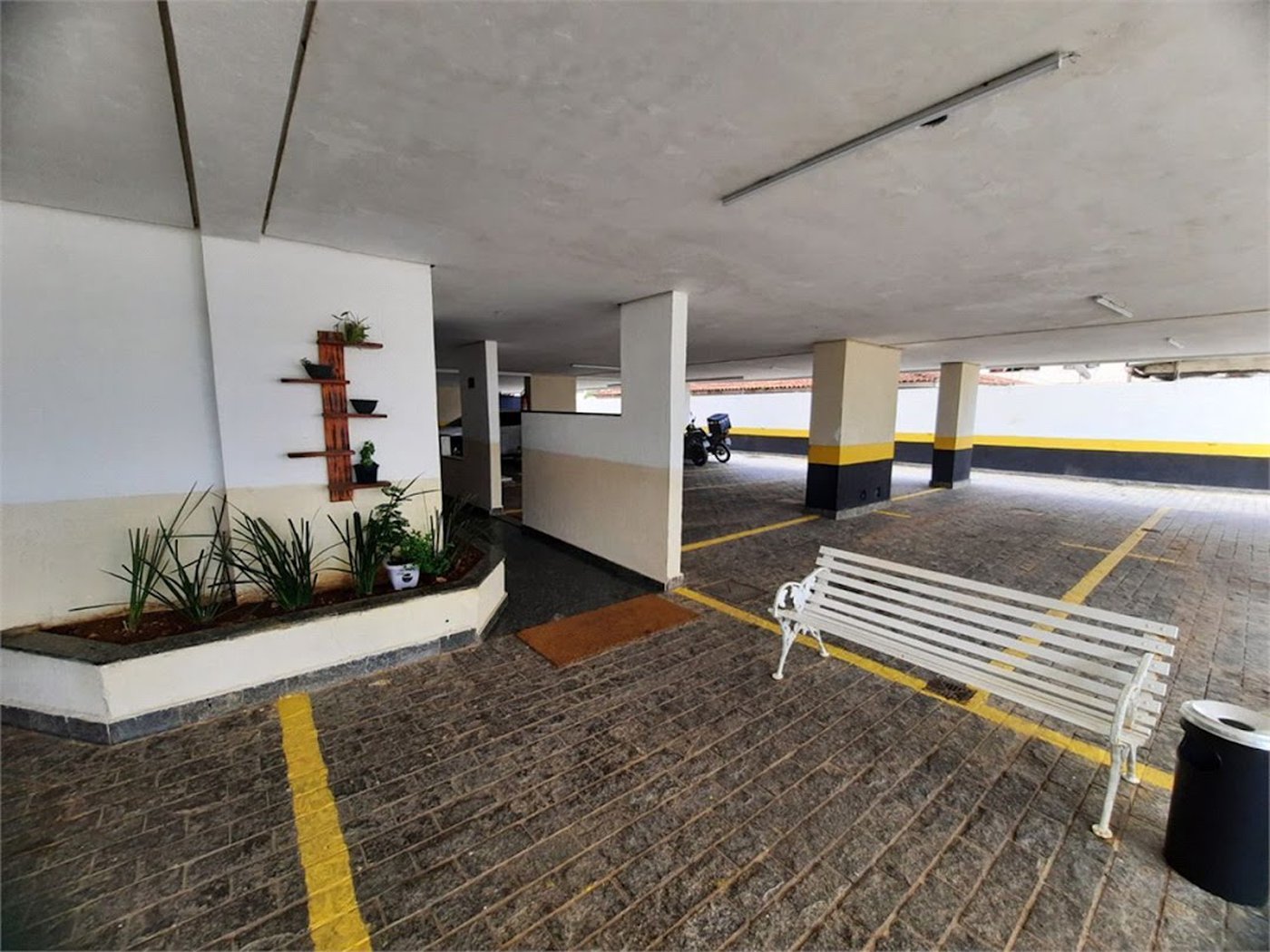 Apartamento Residencial à venda, Jardim Enseada, Guarujá - AP0795.