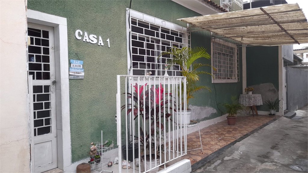 Casa de Vila à venda com 3 quartos, sendo 1 suíte, em Realengo, Rio de Janeiro, RJ