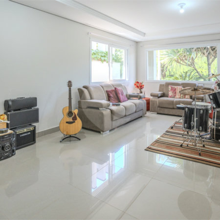 Casa à venda com 3 suítes no condomínio Reserva dos Vinhedos, Louveira - SP