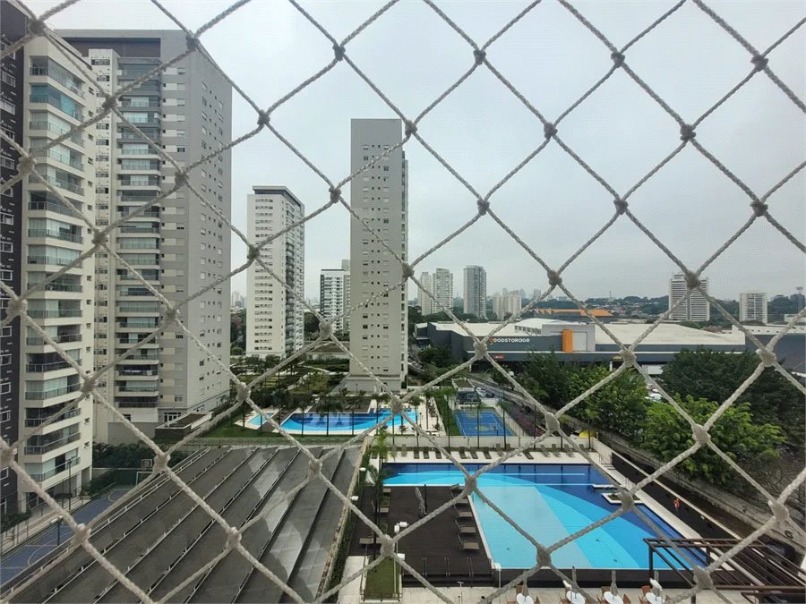 Apartamento à venda com 2 quartos em Vila Anastácio, São Paulo, SP