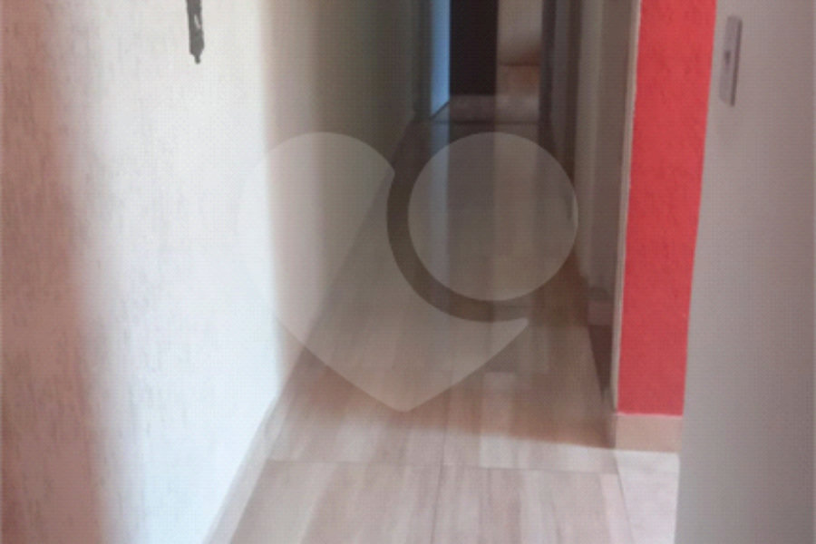 Casa à venda com 5 quartos, sendo 2 suítes, em Jardim Santa Clara, Guarulhos, SP