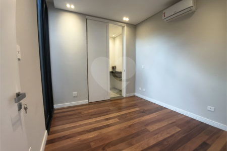 Casa à venda com 4 suítes no condomínio Alphaville Nova Esplanada 1, Votorantim - SP