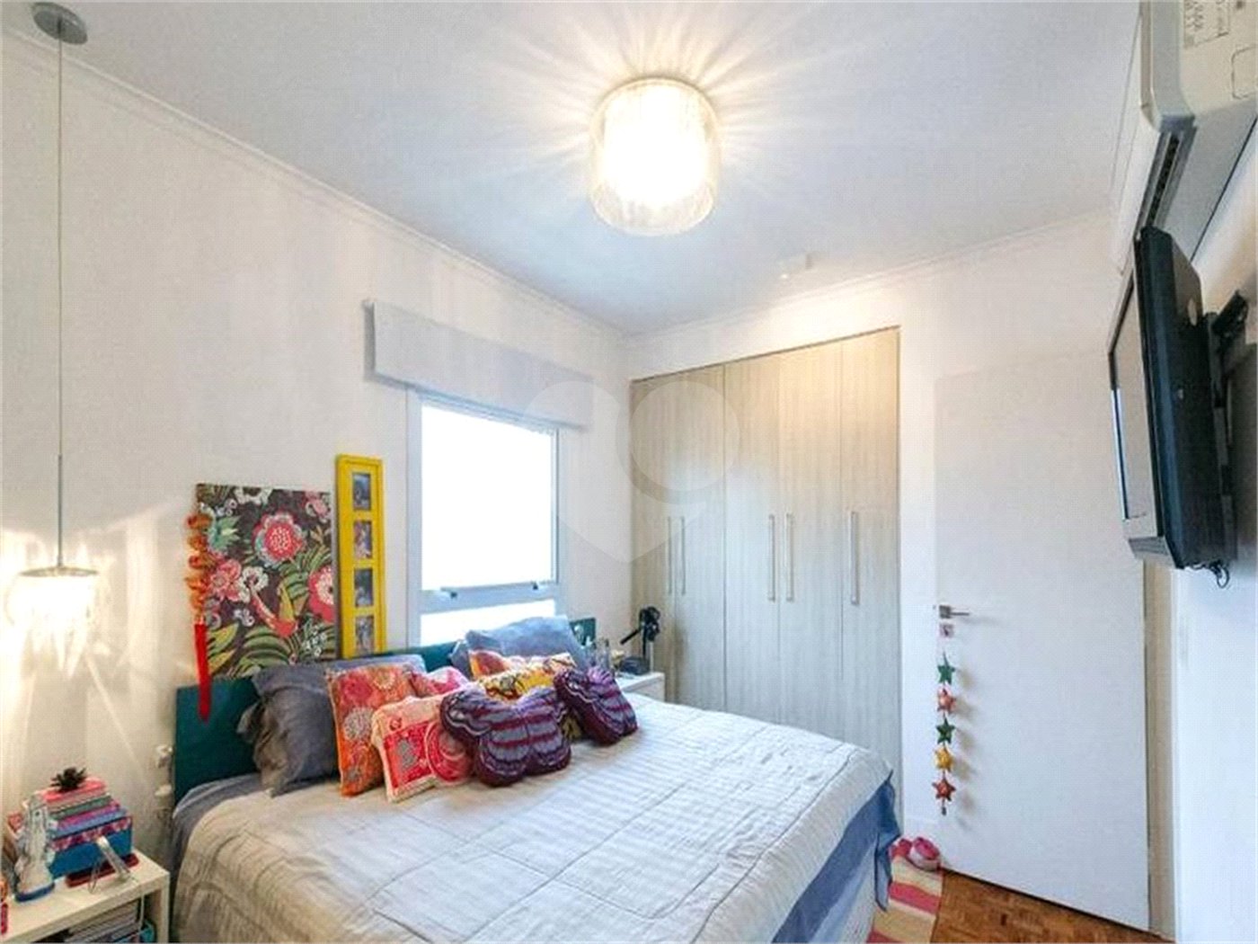 Apartamento à venda com 2 quartos, sendo 1 suíte, em Vila Olímpia, São Paulo, SP