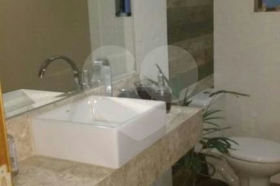 Sobrado à venda com 3 quartos, sendo 1 suíte, em Vila Guilherme, São Paulo, SP