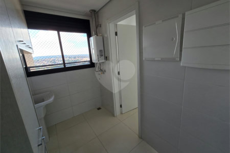 Apartamento para alugar com 3 suítes no Centro, Itapetininga, SP