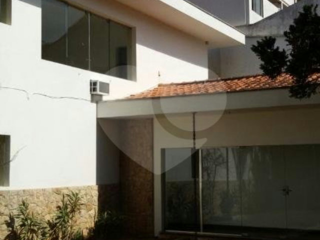 Casa à venda com 3 suítes em Vila Albertina, São Paulo, SP