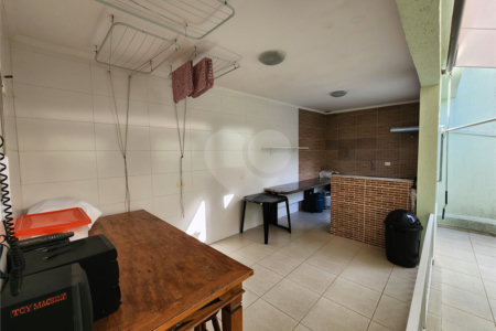 Casa à venda com 4 quartos, sendo 3 suítes,  em Vila Rosália, Guarulhos, SP