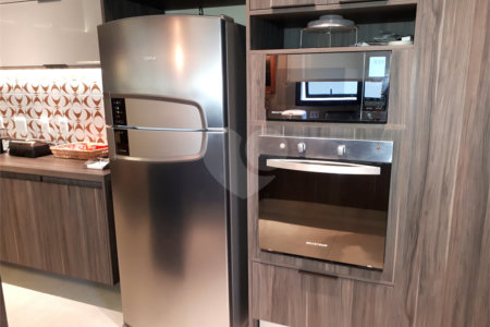 Apartamento à venda com 4 quartos, sendo 3 suítes, em Campo Belo, São Paulo, SP