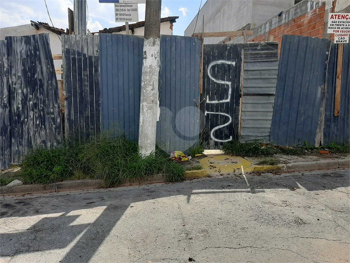 Sobrado à venda com 3 quartos, sendo 1 suíte, em Tremembé, São Paulo, SP