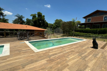Sítio à venda com 3 quartos, sendo 1 suíte, em Jardim dos Laranjais, Indaiatuba, SP