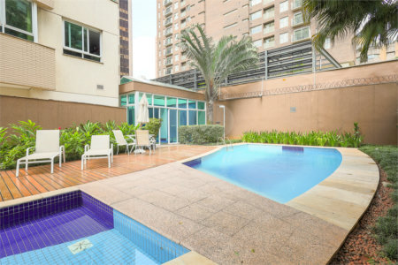 Apartamento à venda com 4 suítes,  em Jardim Paulistano, São Paulo, SP