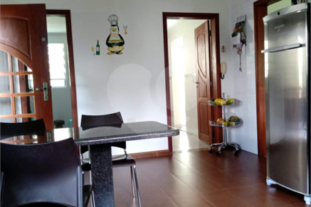 Casa de Vila à venda com 4 suítes em Guarapiranga, São Paulo, SP