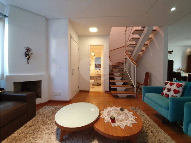 Casa à venda com 3 suítes no condomínio Sunríse, São Paulo - SP