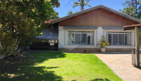 Casa Térrea à venda com 3 suítes em Jardim Petrópolis, São Paulo, SP