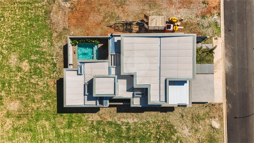 Casa à venda com 3 suítes no condomínio Residencial Dona Maria Candida, Indaiatuba - SP