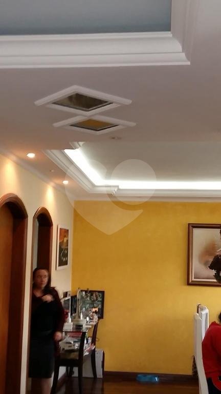 Sobrado à venda com 4 quartos, sendo 2 suítes, em Tremembé, São Paulo, SP