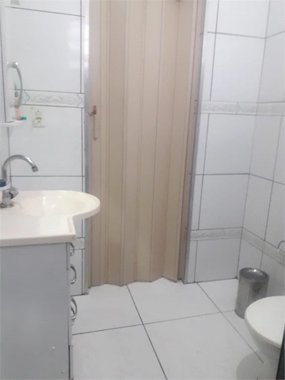 Casa Térrea à venda com 3 quartos em Jardim Nadir, São Paulo, SP
