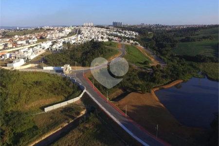 Terreno à venda no condomínio Helena Maria, Sorocaba - SP
