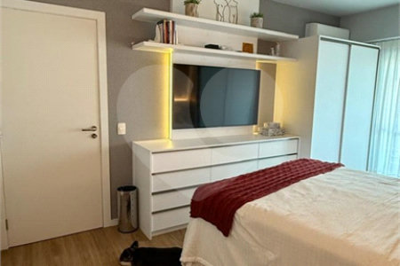 Apartamento à venda com 3 quartos, sendo 1 suíte, em Pitangueiras, Guarujá, SP