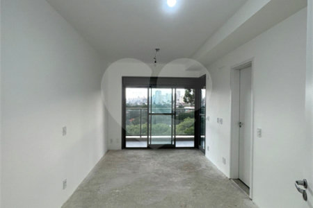 Apartamento à venda com 3 suítes em Jardim Aurélia, São Paulo, SP