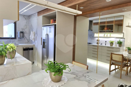 Apartamento à venda com 4 quartos, sendo 2 suítes,  em Chácara Flora, São Paulo, SP
