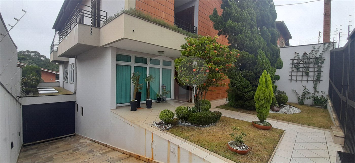 Sobrado à venda com 5 suítes em Tremembé, São Paulo, SP