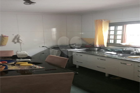Casa à venda com 3 quartos, sendo 1 suíte,  em Lapa de Baixo, São Paulo, SP