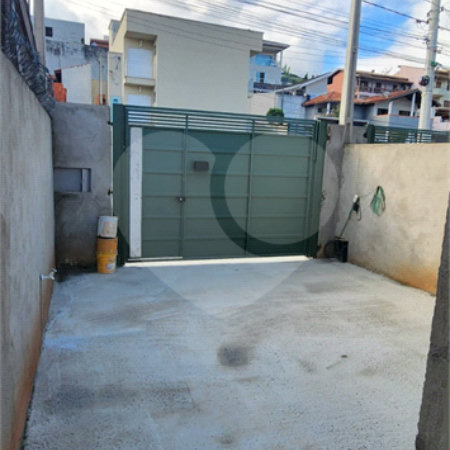 Sobrado à venda com 3 quartos, sendo 1 suíte,  em Jardim Maristela, Atibaia, SP