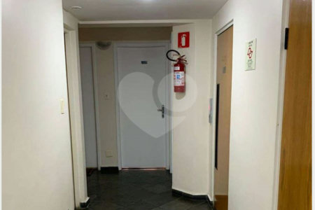 Apartamento à venda com 2 quartos em Vila Nova Conceição, São Paulo, SP