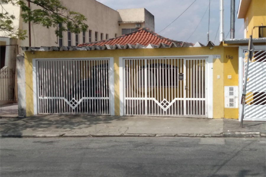 Casa Térrea à venda com 4 quartos, sendo 1 suíte, em Vila Medeiros, São Paulo, SP