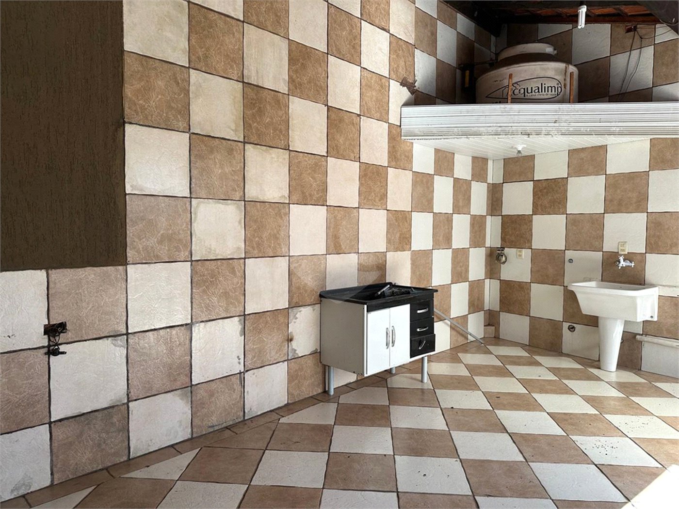 Sobrado à venda com 7 quartos, sendo 2 suítes,  em Lauzane Paulista, São Paulo, SP