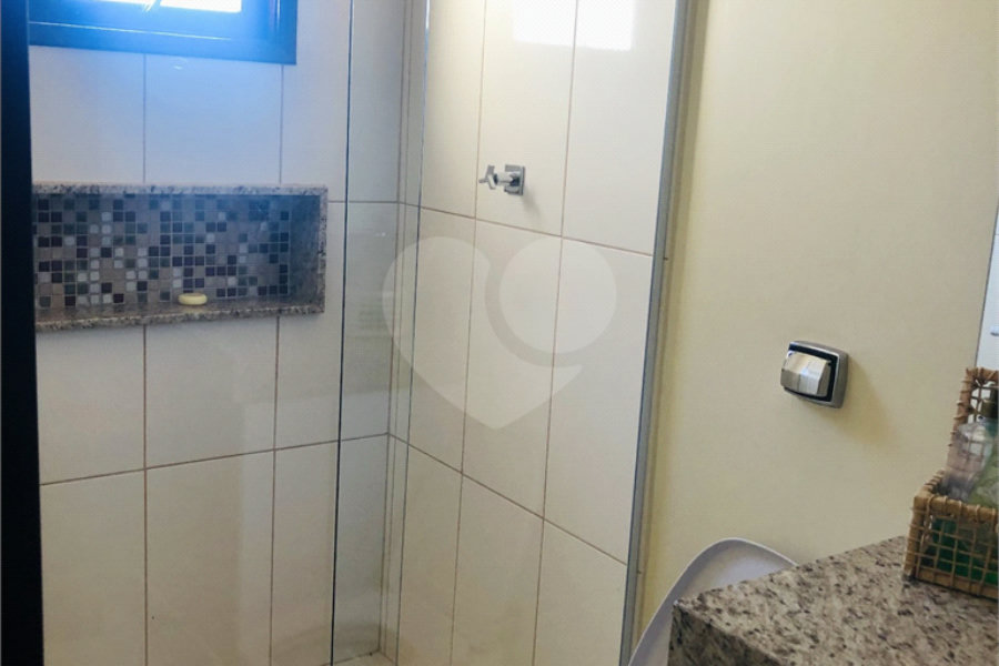 Sobrado à venda com 3 quartos, sendo 1 suíte, em Jardim Peri, São Paulo, SP