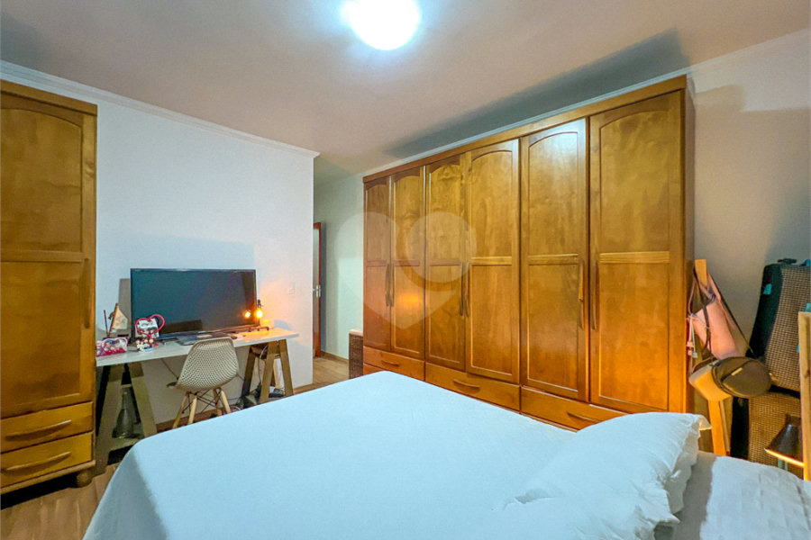 Casa à venda com 3 quartos, sendo 1 suíte,  no condomínio 658, São Paulo - SP
