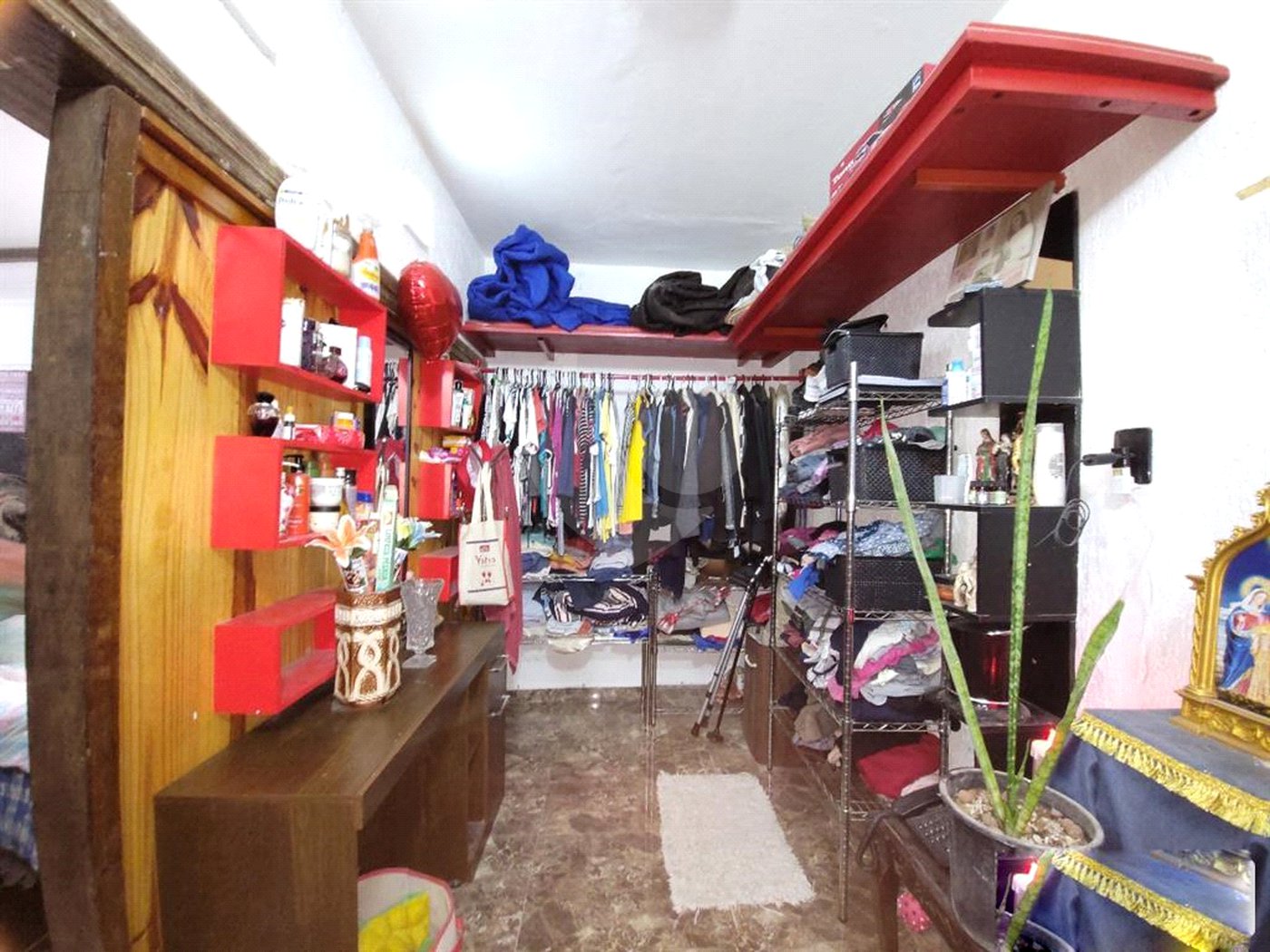 Sobrado à venda ou para alugar com 3 quartos, sendo 13 suítes, em Jardim São Paulo(zona Norte), São Paulo, SP