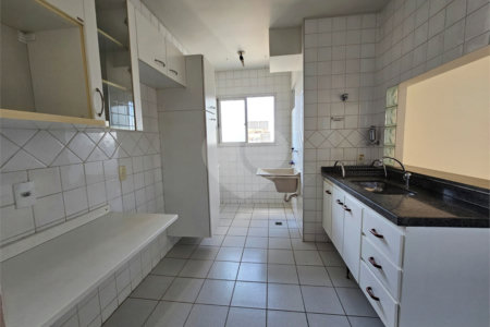 Apartamento com 3 dormitórios à venda no centro de São Carlos